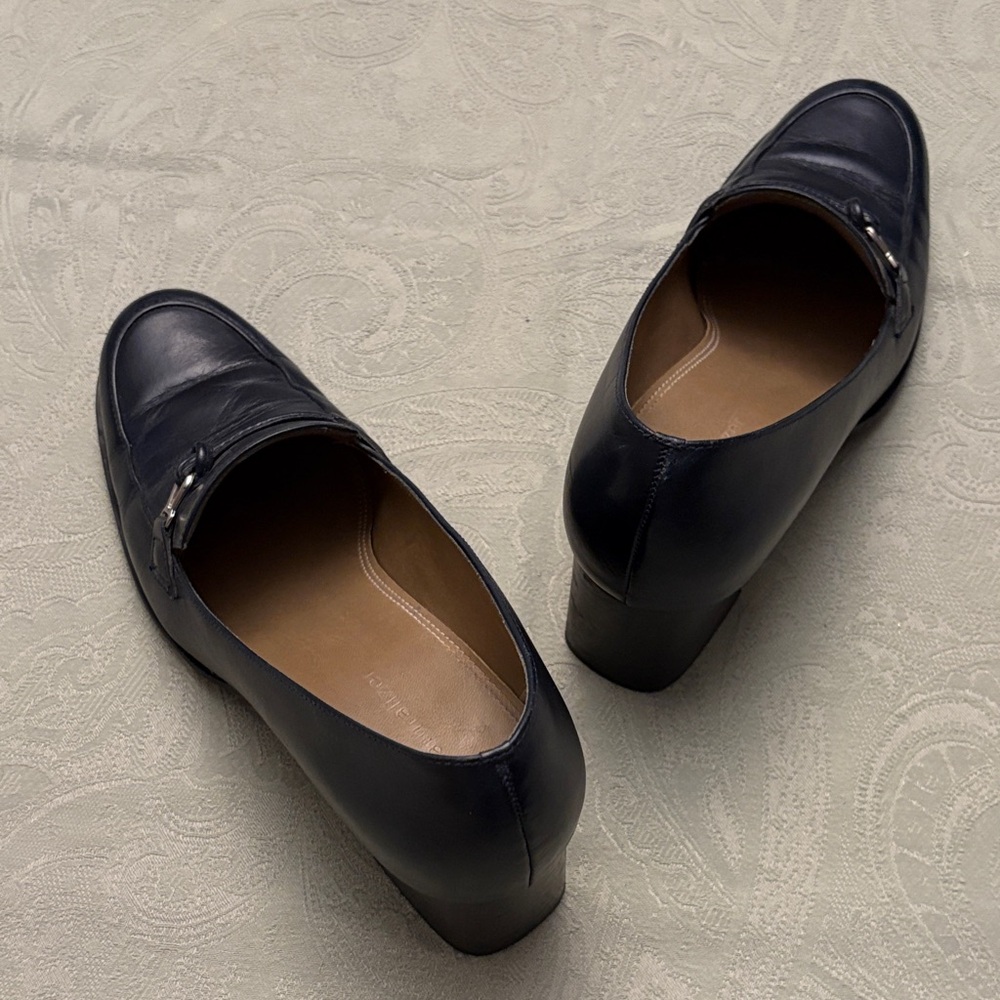 Naturalizer Women’s Shoes Size 7 1/2 Navy Blue Leather 2 1/4” Chunky Heels